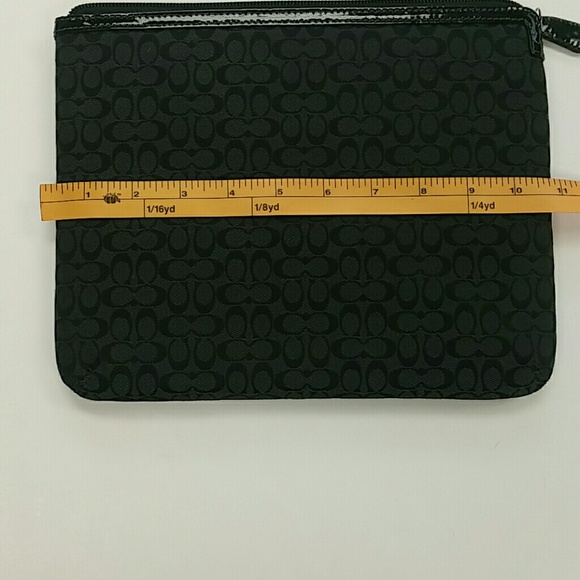 Coach black logo padded tablet case - Picture 5 of 7
